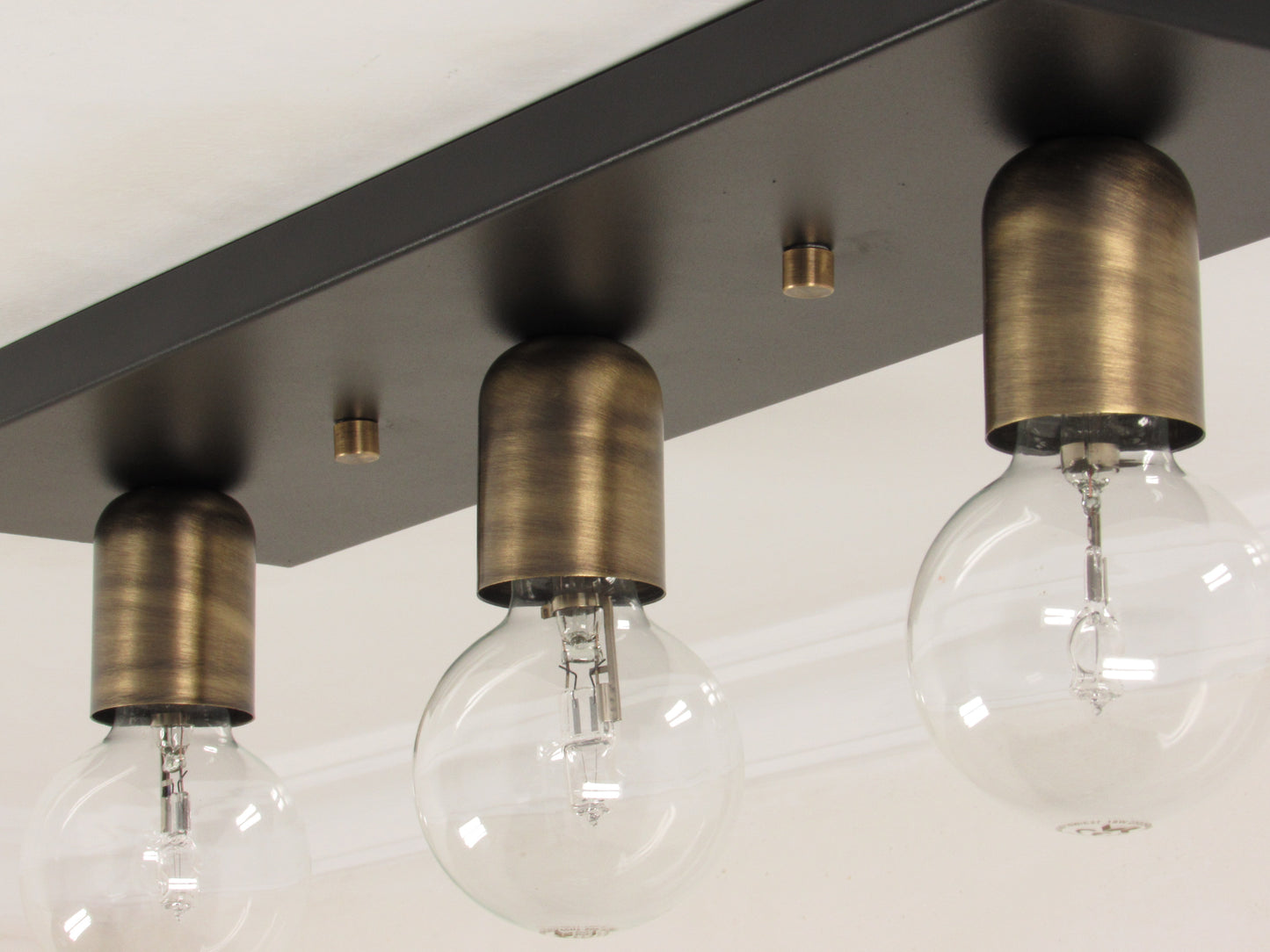 Linear Cluster Ceiling Light – Wide Versatile Flush Mount
