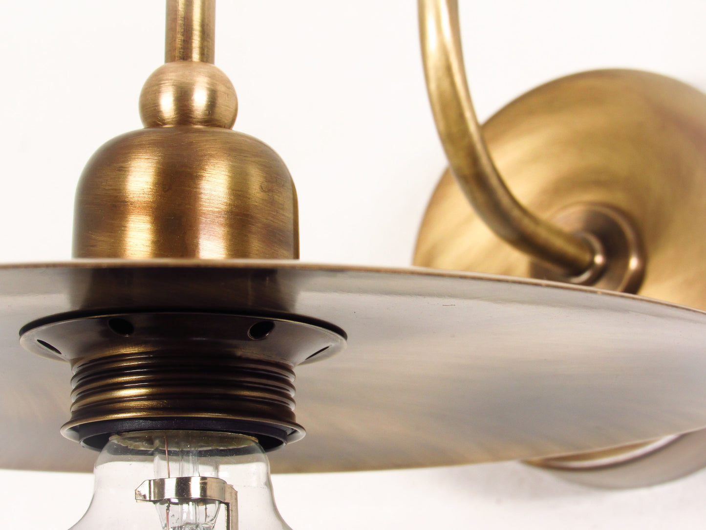 Gooseneck Wall Sconce – Disc Shade