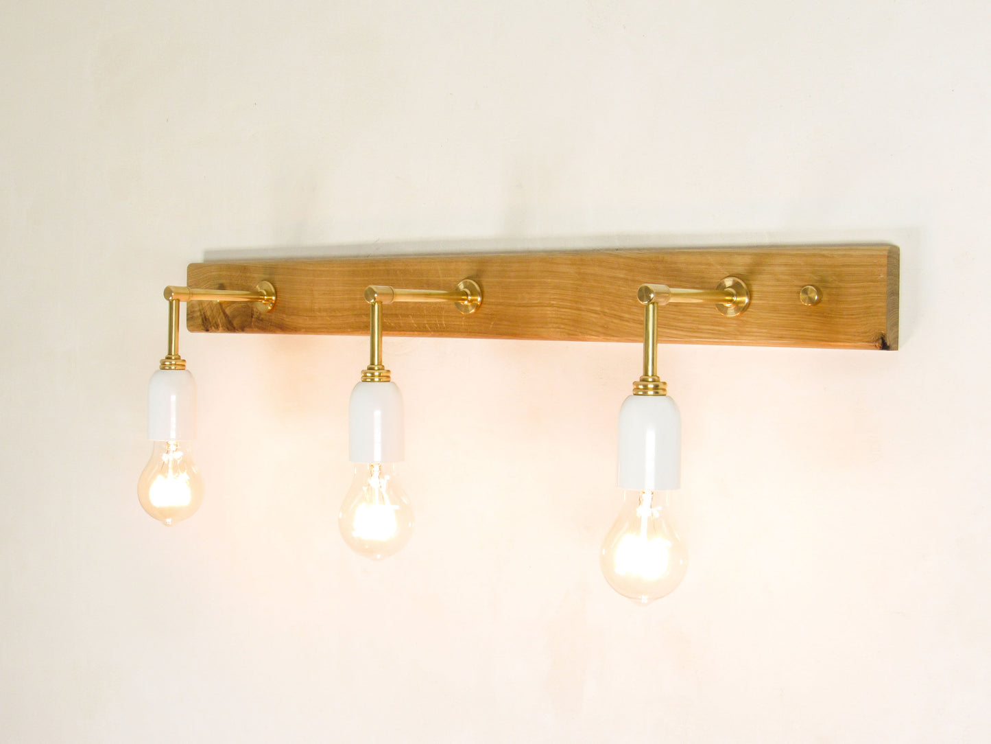 Linear Vanity Wall Sconce – Wood & Brass