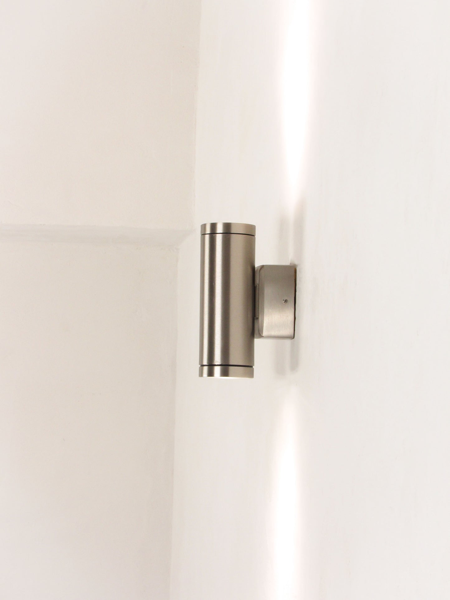 Brass Outdoor Wall Sconce – IP65, Up/Down