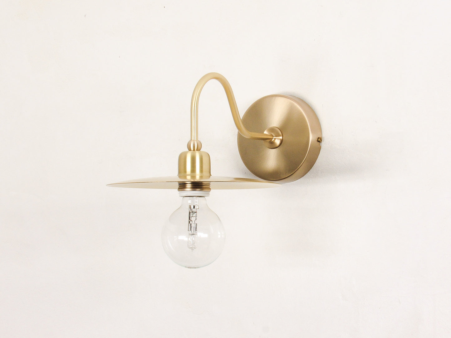 Gooseneck Wall Sconce – Disc Shade