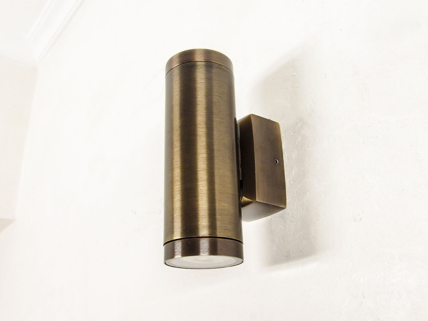 Brass Outdoor Wall Sconce – IP65, Up/Down