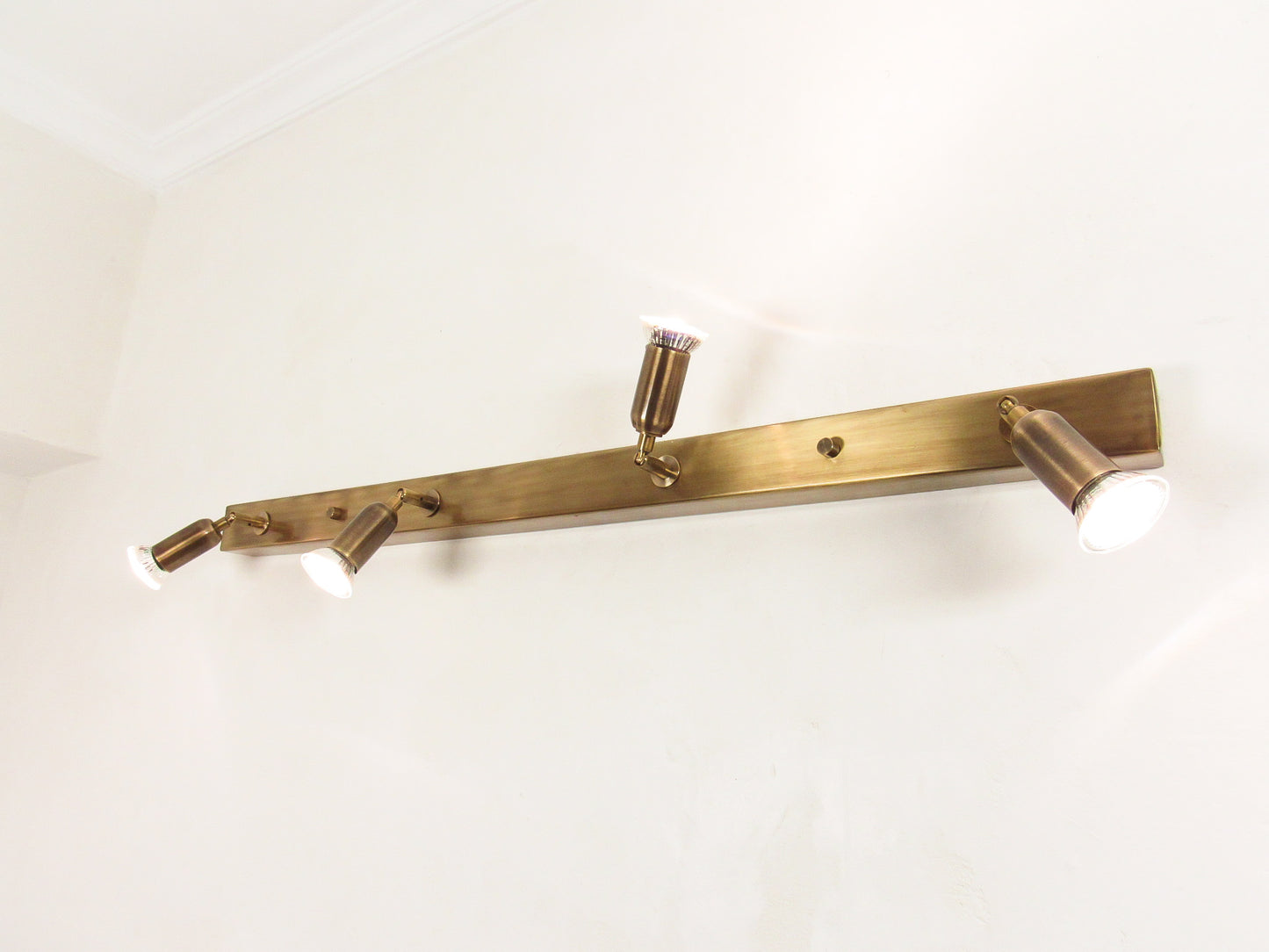 Linear GU10 Spot Wall Light — Adjustable Cluster Bar, 2–7 Lights