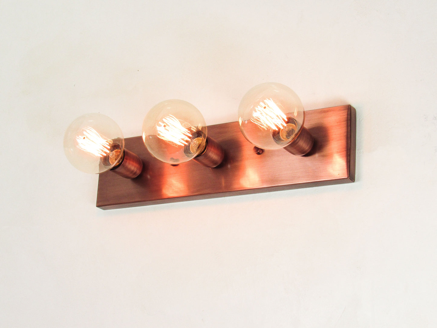 Minimalist Linear Globe Vanity Bar – Flush Ceiling/Wall Sconce