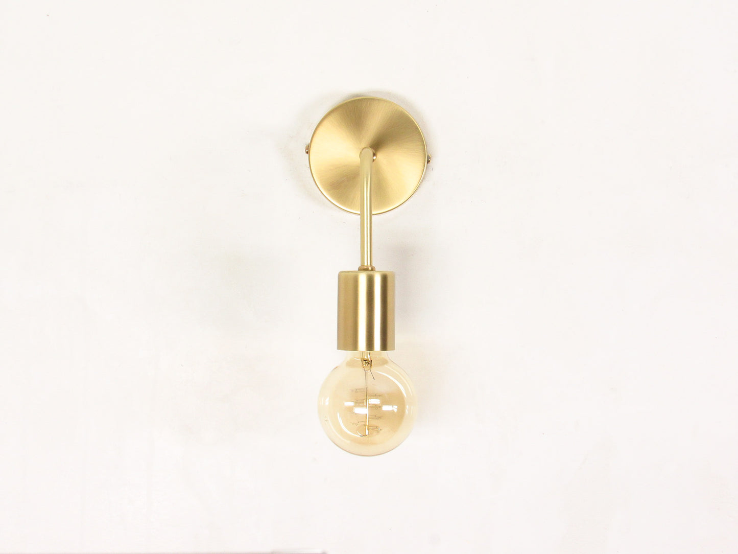 Minimal Bracket Wall Sconce — Golden Simple Light